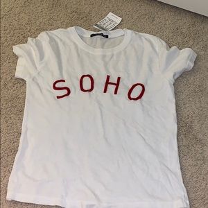 Brandy Melville SOHO t shirt